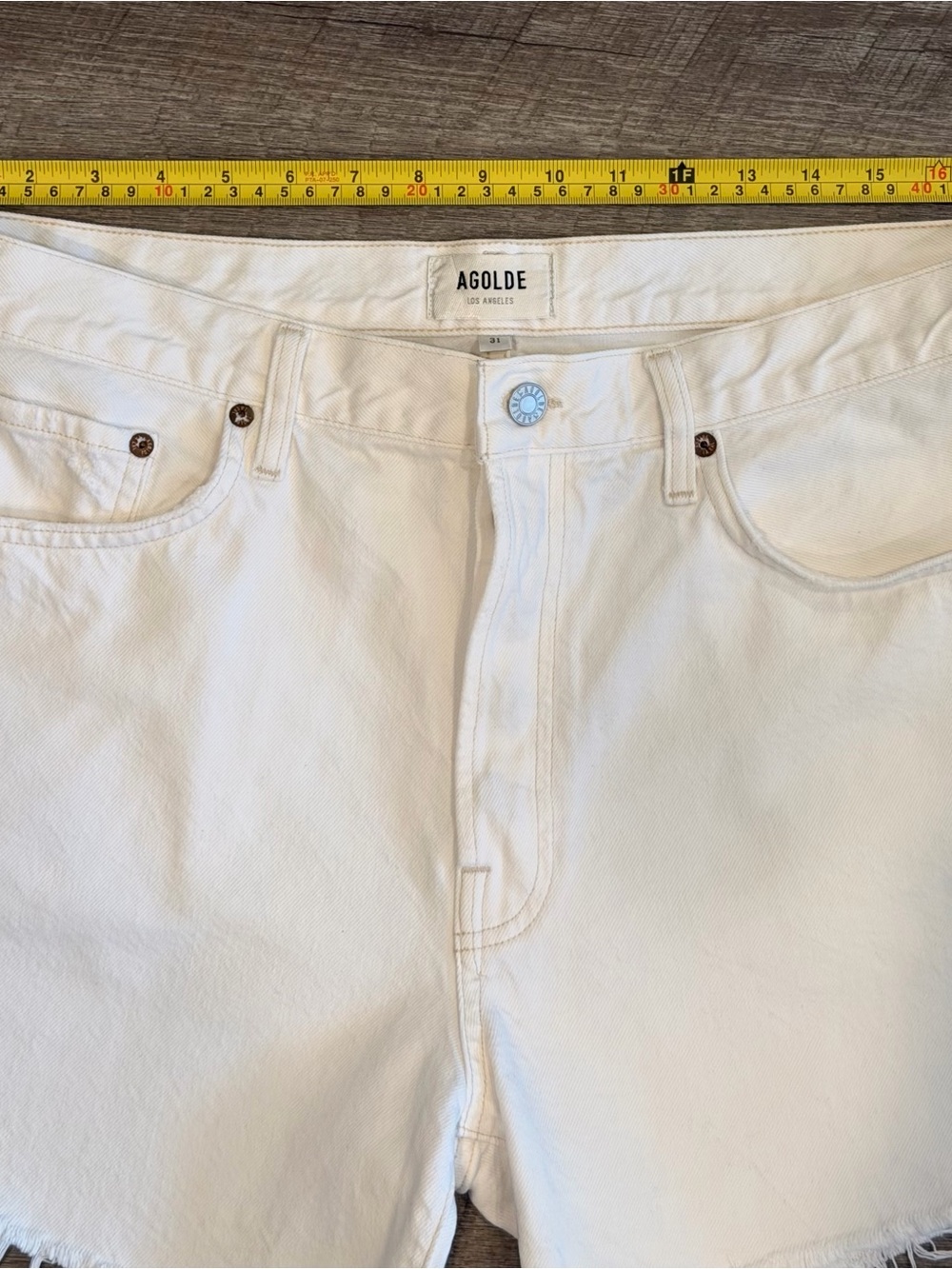 🤍 AGOLDE Parker Denim Shorts White High Rise Button Fly Distressed Size 31 - Picture 5 of 11